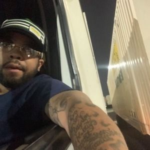 Meet your Posher, Ray